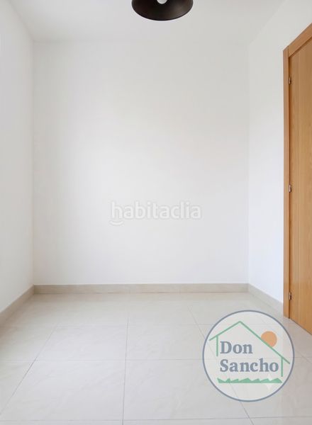 Foto b0758e65-beb9-45f9-8e20-d0b7e4f8b0cb. Casa adossada amb calefacció aparcament a Mucientes
