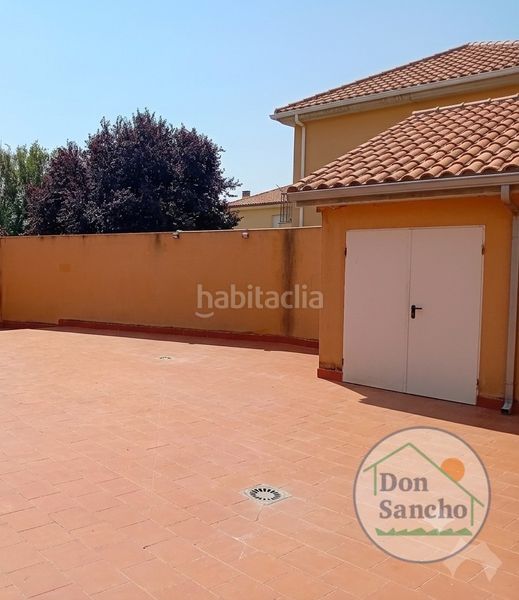 Foto ef446504-b741-4963-a0ac-5fd867b08220. Casa adossada amb calefacció aparcament a Mucientes
