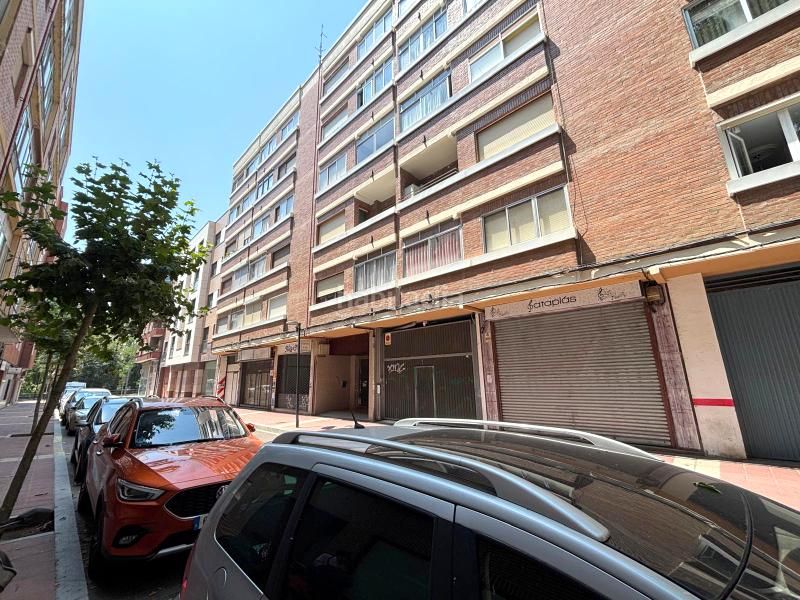 Foto 64475566-dd12-4a68-b037-65e359005d86. Flat with heating in La Victoria - Puente Jardín Valladolid