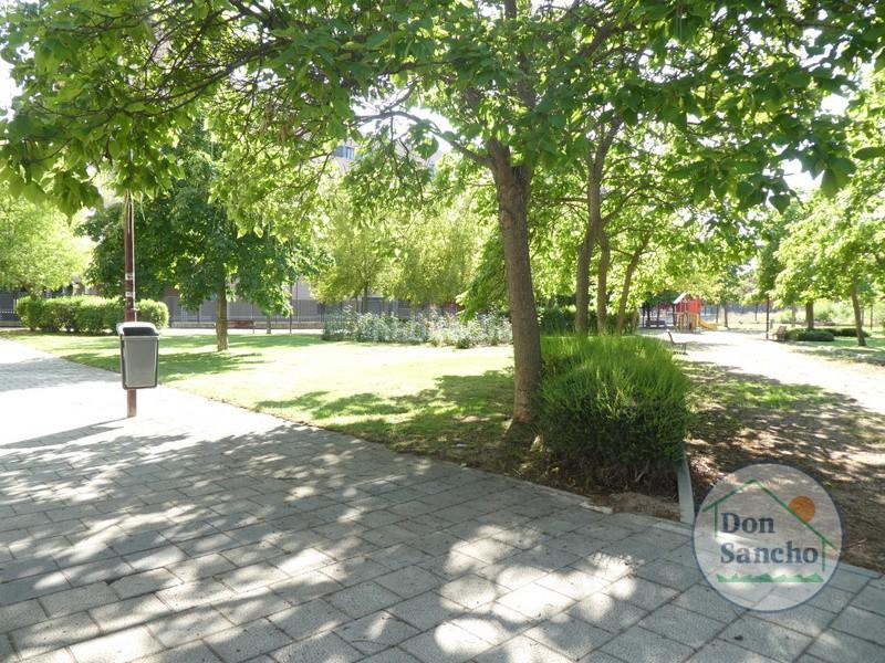 Foto d439b1c6-a274-48ee-a102-cea7e5aabee5. Posto auto in Delicias Valladolid