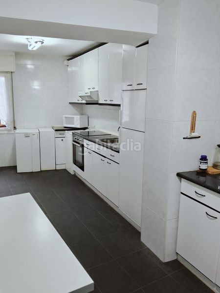 Foto a3bc5d10-2625-4b89-bac2-bd725c05ee54. Maison dans Briviesca