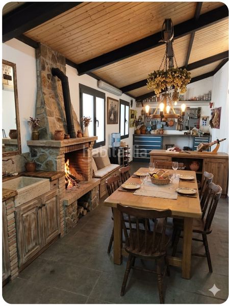 Foto c02c7d0a-53e5-40dc-8cd4-97cfd438354e. Casa aparellada amb calefacció aparcament a Illera Burgos