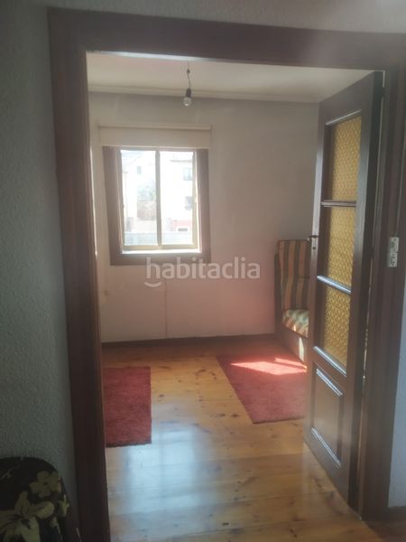Foto f7ebe0fb-31f7-40bb-bdaf-b04f2aefaa59. Reihenhaus mit kamin heizung parking in Belorado