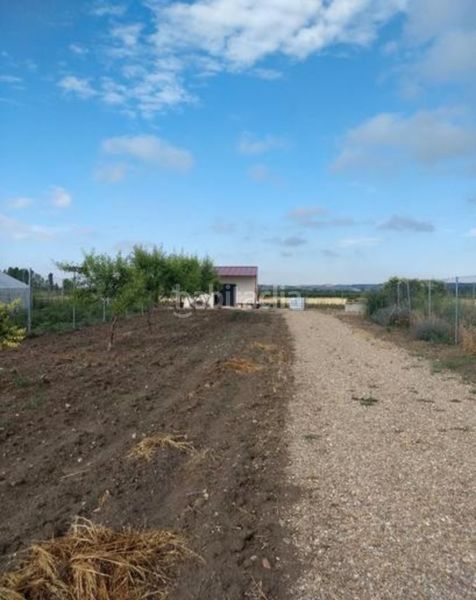 Foto f545026c-416a-409b-ae41-4aaa558476b2. Finca rústica en Roa