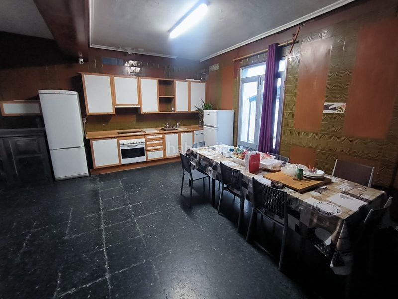 Foto d8d030af-ed89-4fac-80f4-ac301ceff776. Edificio en Crucero - Aquende Miranda de Ebro