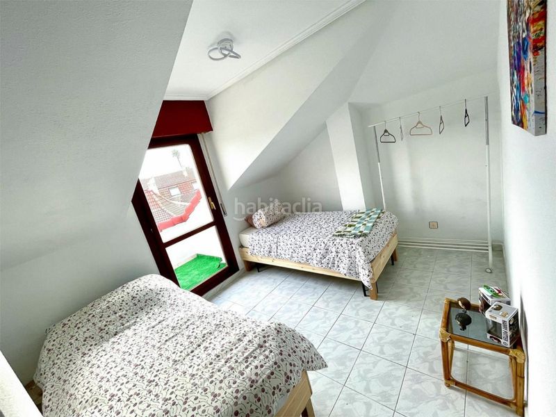 Foto b2ad537d-2046-4f59-bdbc-8ae96fbad689. Dachwohnung mit parking pool in Pedroso Noja
