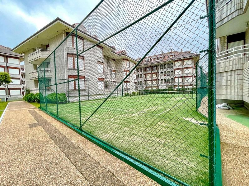 Foto cf39fc8f-a58c-44d3-8cfd-50fb1e7d1a04. Dachwohnung mit parking pool in Pedroso Noja
