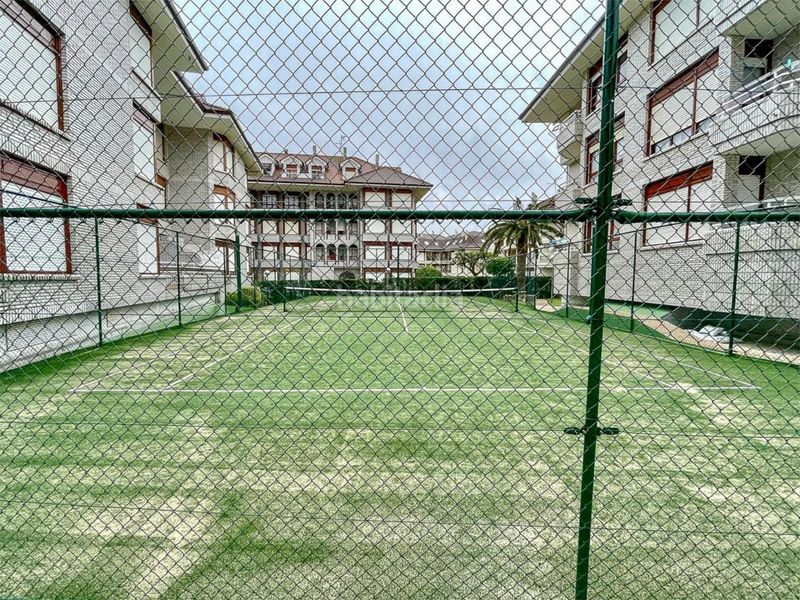 Foto e6fcb5f6-78db-49ee-a044-909bbf9f8bab. Dachwohnung mit parking pool in Pedroso Noja