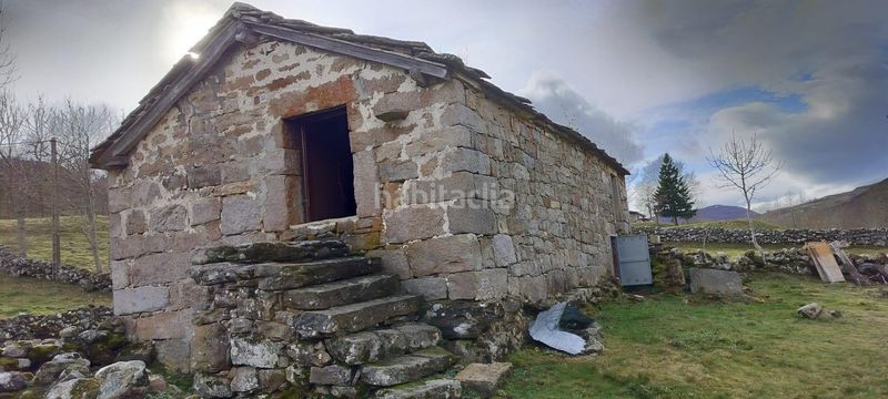 Foto 84f84a05-669c-4623-a712-d5a2917c5fe9. Masia a Espinosa de los Monteros