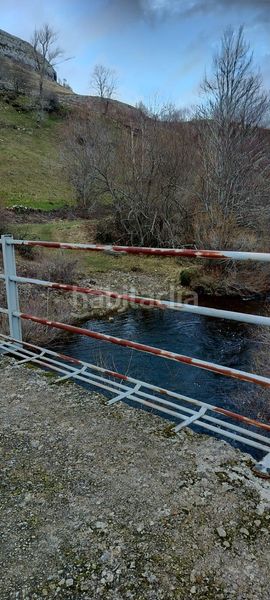 Foto d8df2673-c454-4b07-a67a-1b9c5e531e6a. Masia a Espinosa de los Monteros