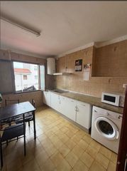 Etagenwohnung in La Calzada. Venta piso en el cerillero  gijón