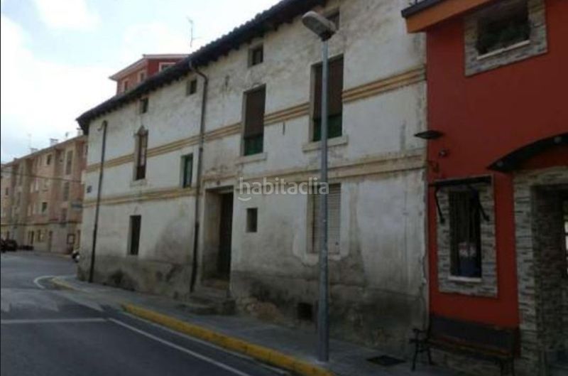 Foto cc23e3b9-2f1b-4d3c-b98b-2b60858c7a28. Chalet en Medina de Pomar