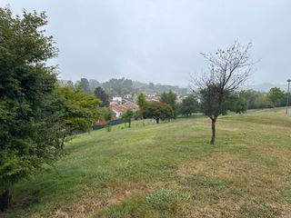 Erdgeschoss in El Carbayedo - El Quirinal. Acogedora planta baja en avilés con jardín comunitario y comodid