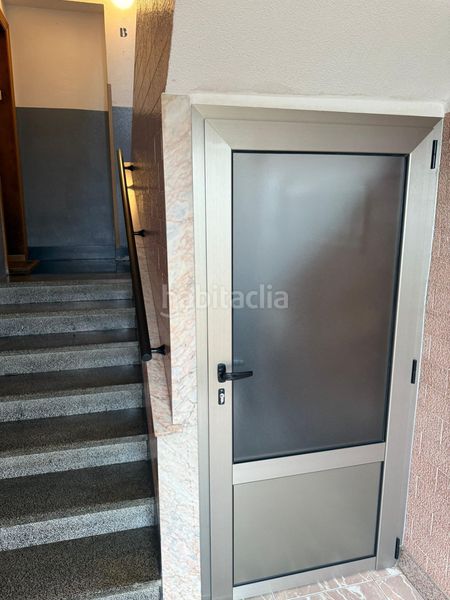 Foto 4774d110-1fdd-4a06-b76e-c112827ba628. Planta baixa amb calefacció a El Carbayedo - El Quirinal Avilés