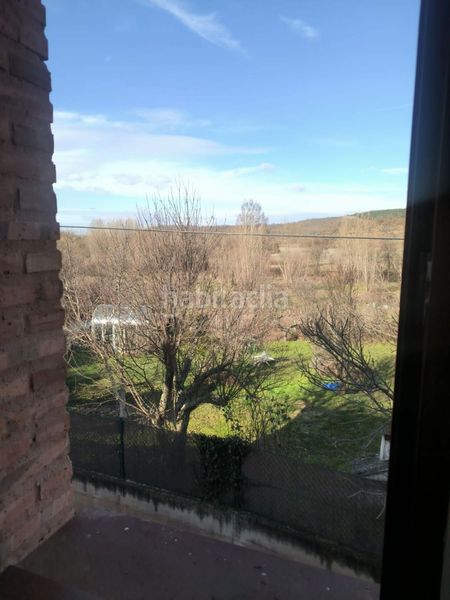 Foto a38d95ab-aa90-4b31-aa8e-17ddbcc1be85. Edificio en urrez 0 en Villasur de Herreros