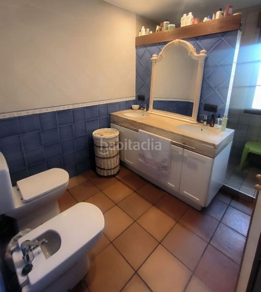 Foto a997a9bb-2f7c-4431-a11f-2809b12ace28. Edificio en urrez 0 en Villasur de Herreros
