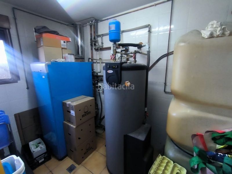 Foto e50b9d17-d882-4622-a59e-edc352bb58d1. Edificio en urrez 0 en Villasur de Herreros