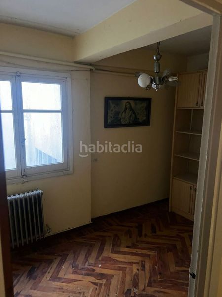 Foto f237bd19-27b0-4bf3-a7b4-3d4655e2b622. Edifici a calle santa maría bajera 21 a Briviesca