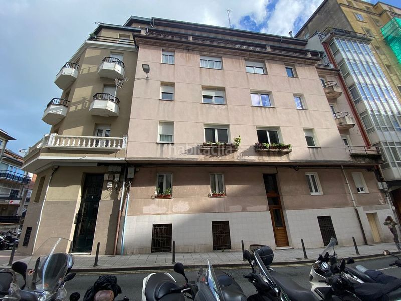 Foto cfc30cc4-e192-4dad-bba1-e652ce6ef212. Piso en calle alonso ercilla 6 en Centro - Ayuntamiento Santander