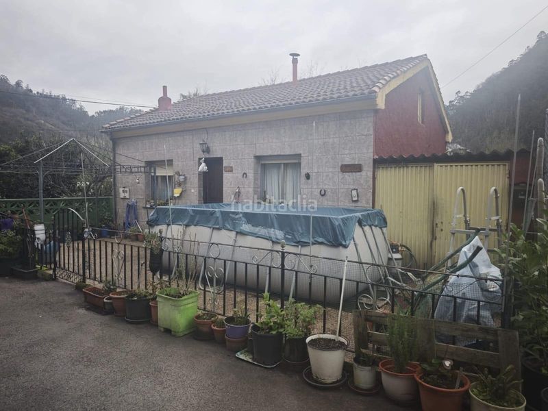 Foto 091d10e8-1671-45f5-83e9-1439a59578d9. Casa amb aparcament piscina a Santa Marina - Polígono Mieres