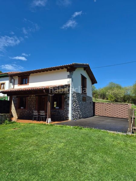 Foto d12697f8-edea-4817-86a3-80e46ff6913c. Chalet en Ribadesella