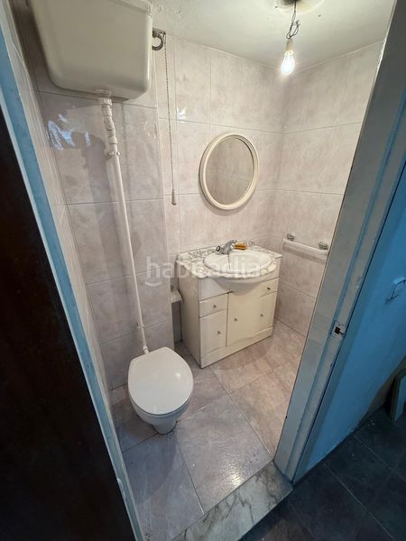 Foto 51cb0bd9-8fe4-45b3-ab4b-cd8ba9836d55. Local comercial a Sama Langreo