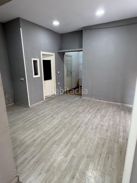 Foto fafd8f50-4edd-4fdf-adfc-10bd81cd04c1. Local comercial a Sama Langreo