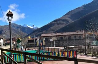 Penthouse in Aller. Ático soleado en felechosa  perfecto para escapadas a la montaña