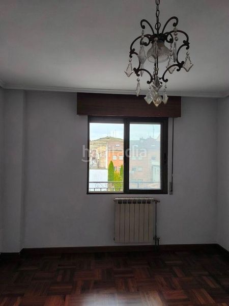 Foto 885b5fc5-b59d-4c74-934c-e4c9840d2f04. Flat with heating in Briviesca