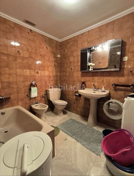 Foto bffa075a-50ce-45ee-b995-b593d9ba4783. Chalet con piscina in Campoo de Enmedio