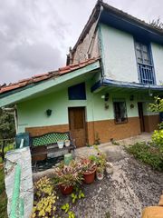Masia a San Martín del Rey Aurelio