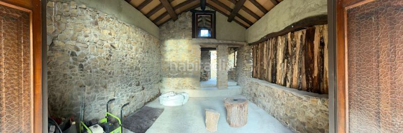 Foto ba5f68d3-3517-42c3-afe3-c58a18af6a7a. Masia a Piloña