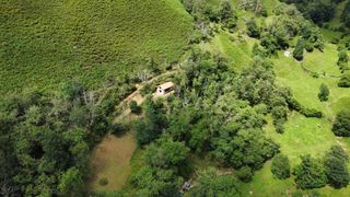 Country house in Piloña. Encantadora finca rústica en infiesto, asturias por solo 59.000