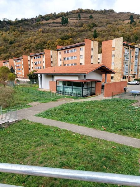 Foto c3fbae51-1741-4945-b1b2-63593a390fb8. Flat with heating in Aller