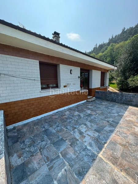 Foto 4b2652ff-1864-461e-8527-4fcf7c6d1054. Casa amb calefacció aparcament a Villaviciosa - amandi Villaviciosa