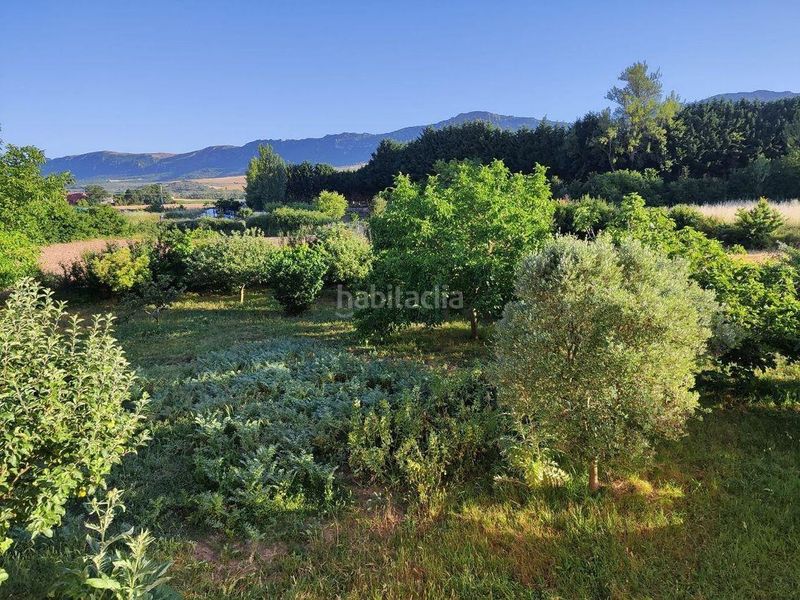 Foto b817d73f-2894-47db-b589-b34b8d4e1e9f. Casa amb calefacció aparcament a Quintanaélez