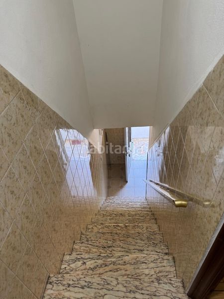 Foto b33238e5-b89f-46a0-ba47-3c99c5add663. Casa adosada  en vega La Felguera en Langreo