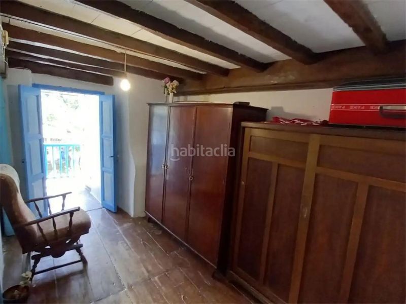 Foto e97abf10-9596-4a6f-9583-b40c9a108db7. Casa adossada a Piloña