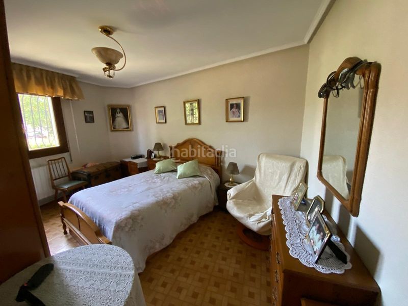 Foto fbecc4cf-3f56-44d7-8990-9a27de209657. Casa amb calefacció a Medina de Pomar
