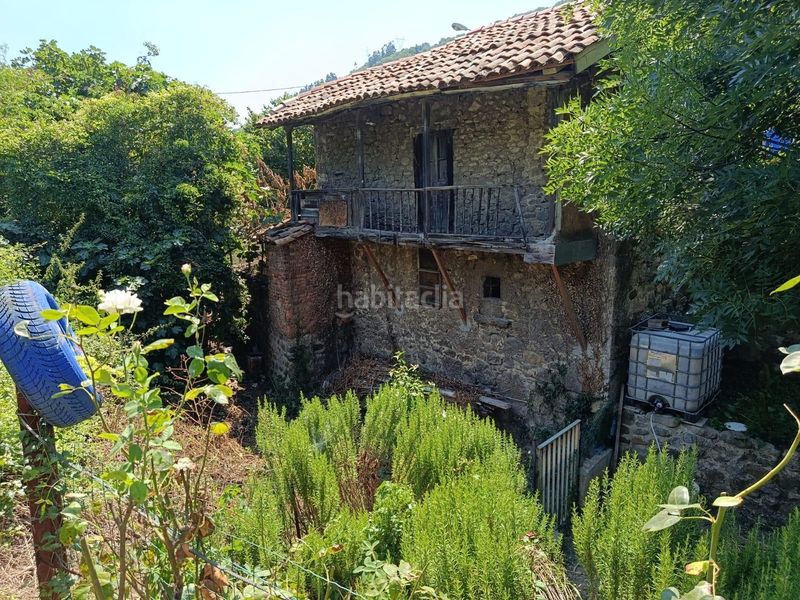 Foto 8a1ef7d5-3596-4d88-9432-994ad00ad349. Maison dans Lena