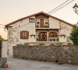 Maison à Medina de Pomar. Medina de pomar  oportunidad! se vende casa con parcela urbana.