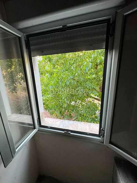 Foto cae8adf2-8438-49f8-ac4e-c05fe828a482. Casa amb aparcament a San Martín del Rey Aurelio