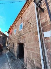 Masia a Calle Puebla 32