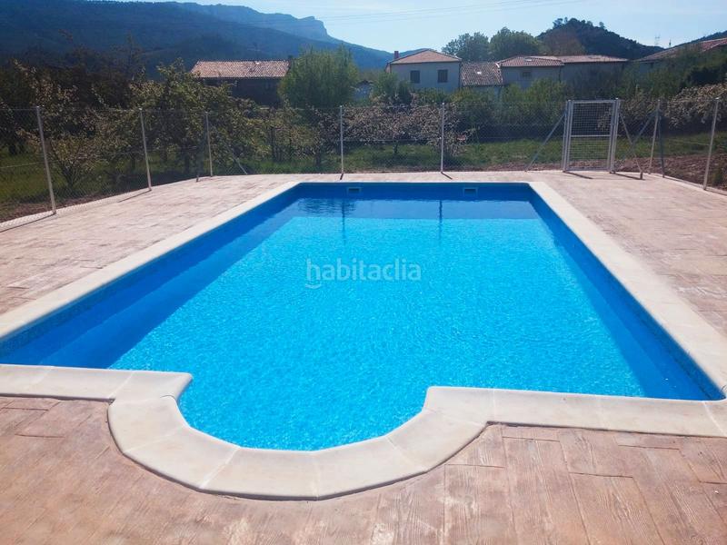 Foto f161a7ca-024e-42fe-a817-e37bec632285. Edifici a Oña