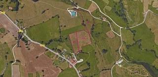 Rural plot in Santillana del Mar