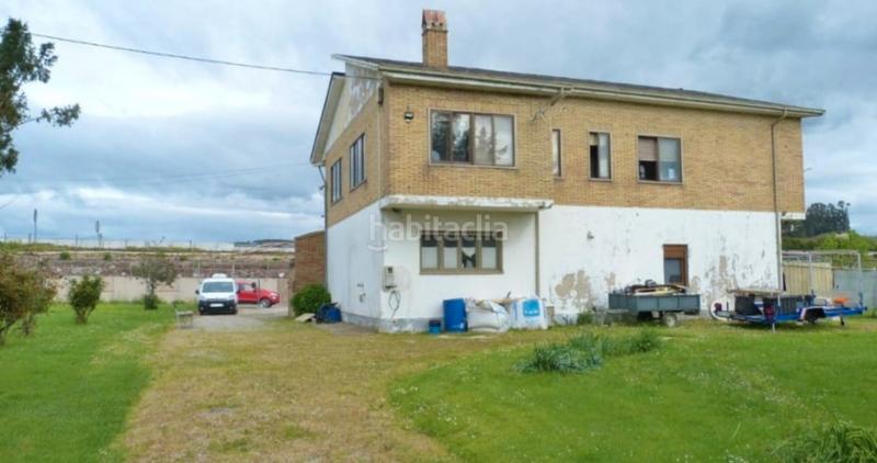 Foto 9df875ff-5b14-4b98-9831-ff96c0196c01. Haus mit heizung parking pool in Polanco