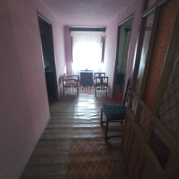 Foto a316701b-25d4-4c50-8743-ba77ad44428d. Casa a Lantadilla