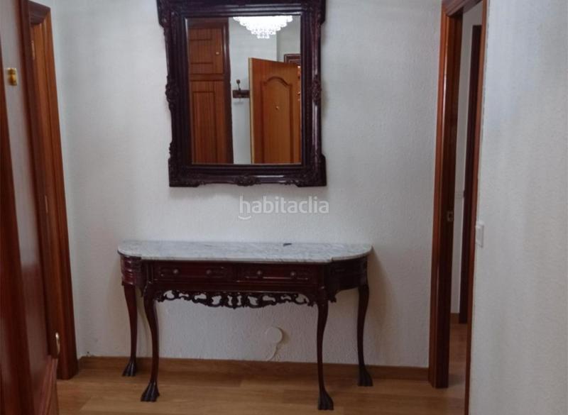 Foto c96a14fe-3bad-47fa-817a-7aec82191950. Piso en Cuatro Caminos Santander