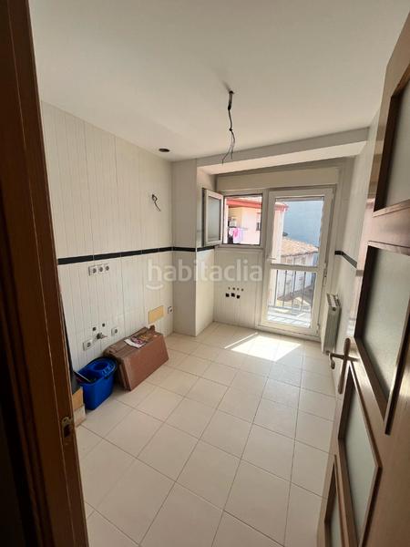 Foto 64e165af-cf0d-4cc2-a939-37bf7ed4de4a. Zweistöckige wohnung mit parking in Centro Torrelavega