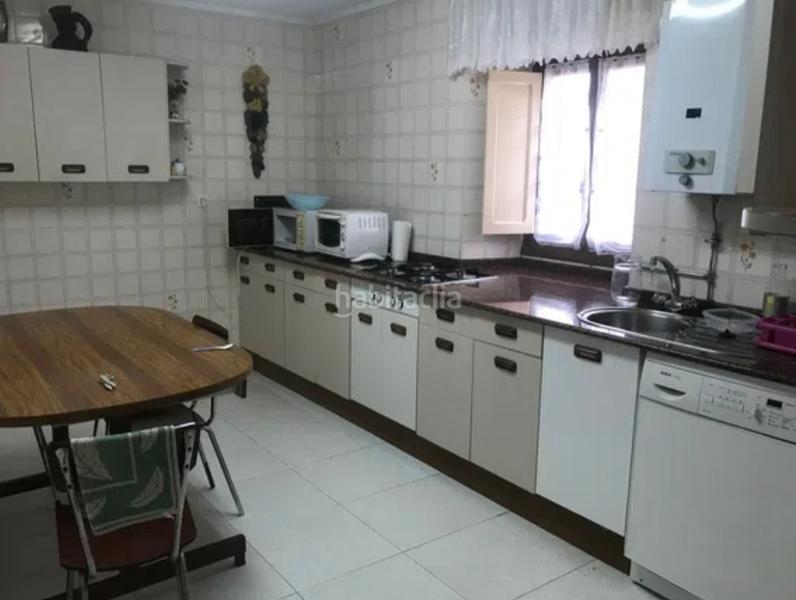 Foto 0ec519eb-10d5-452c-9d11-75c9789089b8. Casa con riscaldamento parcheggio in Arija